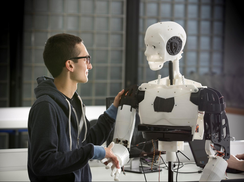 Illustration for article titled Will Humans Love Robots More When They're Flawed? Absolutely Not.
